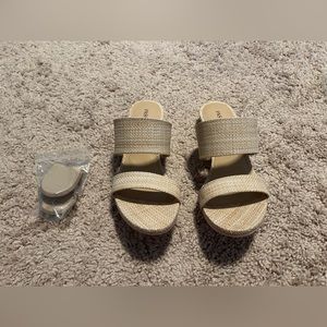 Pashion Footwear The Slide Sand Raffia Flat 0” - Women’s Size 7